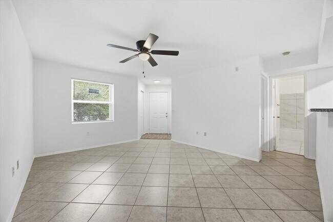 Building Photo - 3032 Parkway Blvd
