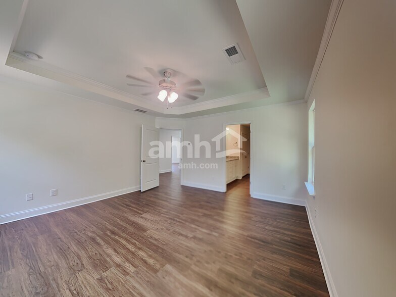 Building Photo - 156 Rivulet Dr
