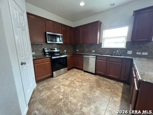 Building Photo - 505 Saddlehorn Way