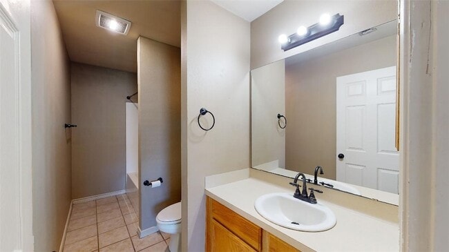 Building Photo - 2324 Trace Meadows