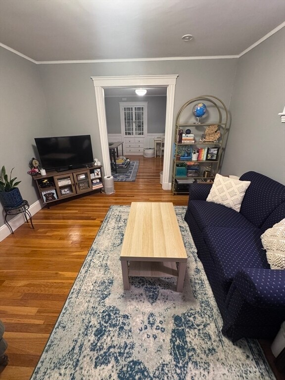 Building Photo - 35 Mendelssohn St