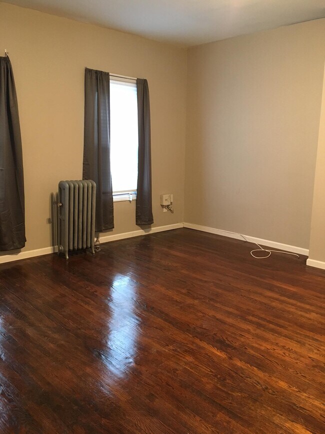 578 Bloomfield Ave 578 Bloomfield Ave Montclair NJ 07042 Apartment