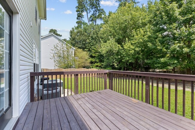 Building Photo - 2112 Echo Glen Ln