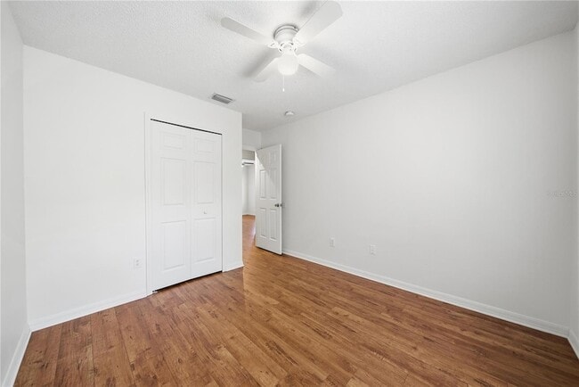 Building Photo - 18117 Paradise Point Dr