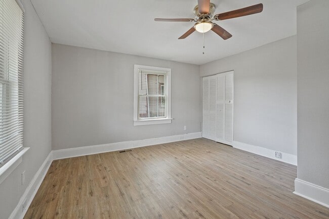 Building Photo - Totally Renovated 3bedroom/2 bathroom home...