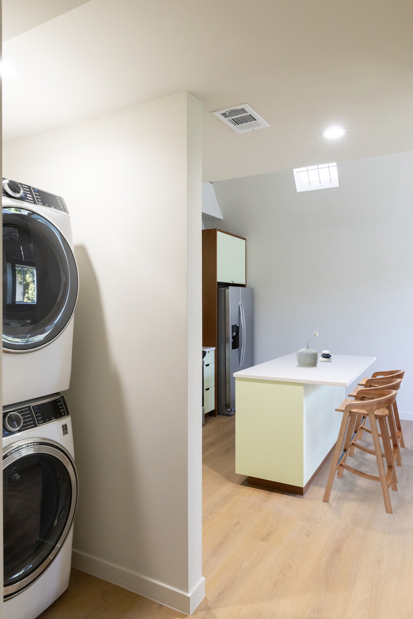 Building Photo - 4519 Finley Ave