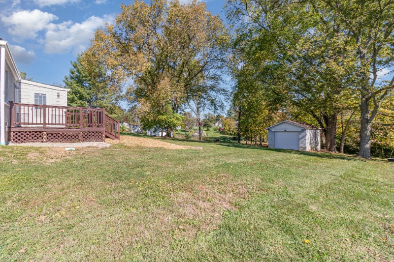 Building Photo - 6416 Walnut Dr