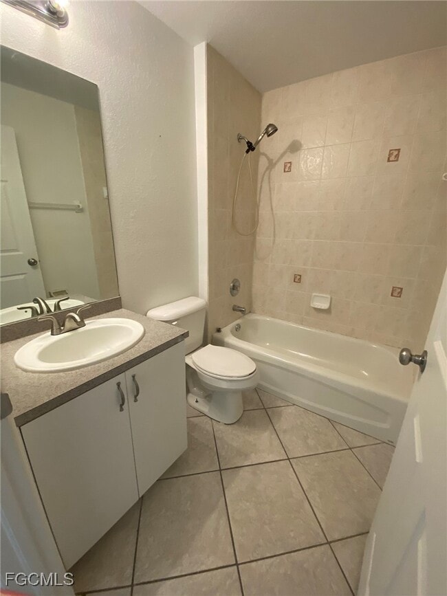 Building Photo - 1029 SE 11th St