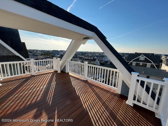 Building Photo - 3632 Ocean Terrace