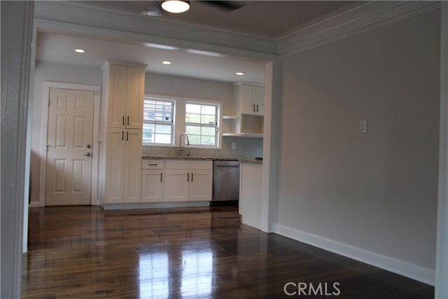 Building Photo - 1655 W 39th St