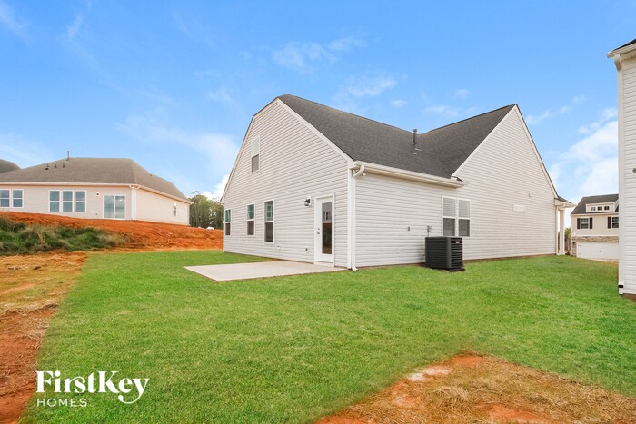Building Photo - 423 Stonefence Dr