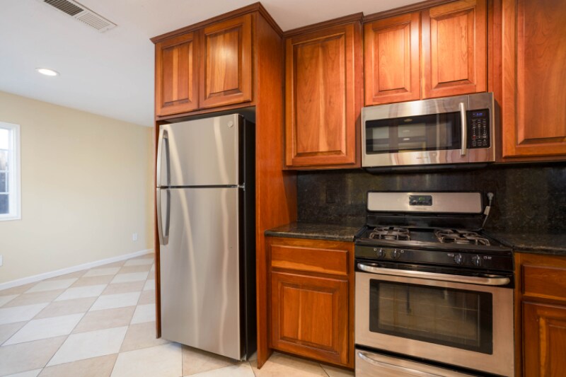 Building Photo - 9503 Medina Dr