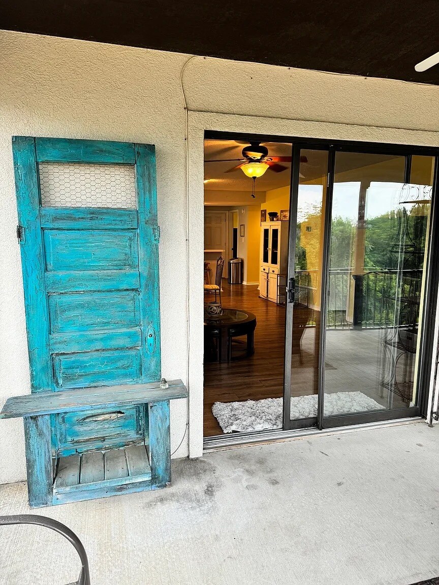 Building Photo - 99 Ventura Dr
