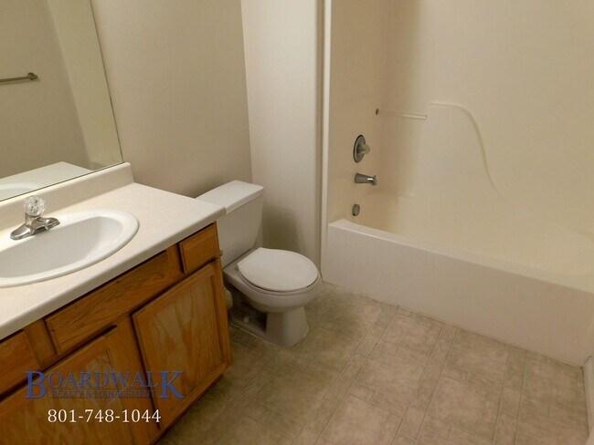 Building Photo - 1529 Westbury Way