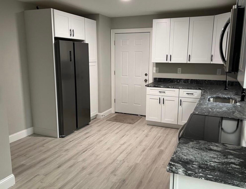 Building Photo - 25 Denison St