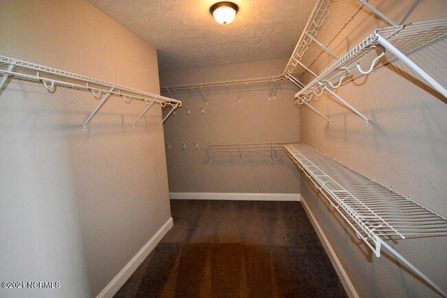 Building Photo - 274 N Saylor St