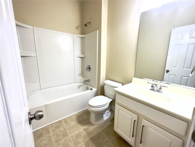 Building Photo - 4239 Laurel Creek Ct SE