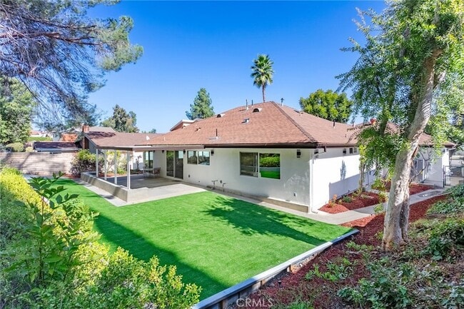 Building Photo - 6419 Valley Cir Terrace