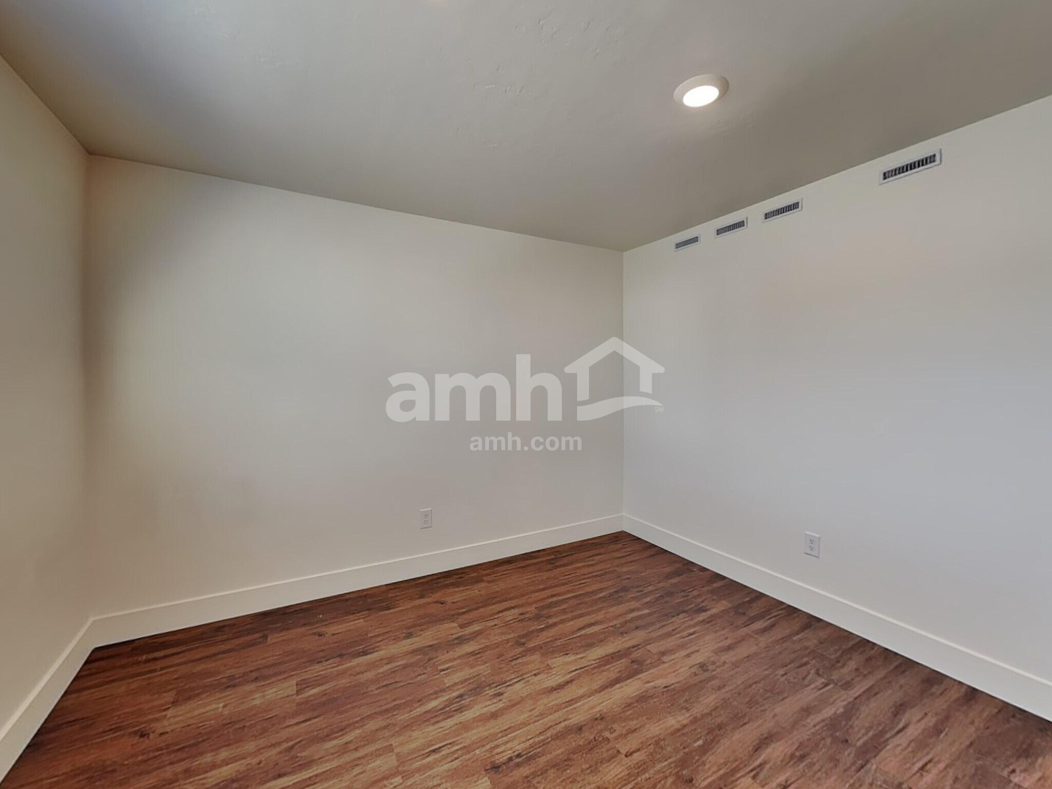 Building Photo - 4101 Keklik Ave