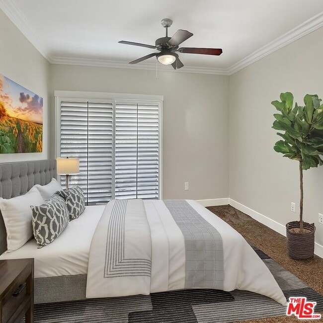 Building Photo - 24585 Town Center Dr