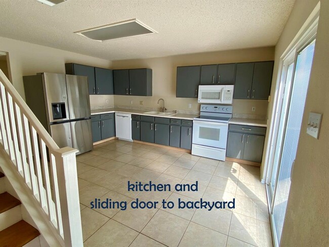 Building Photo - 2816 Adelen Ln