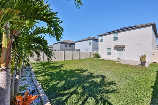 Building Photo - 9913 Jackfruit Ct