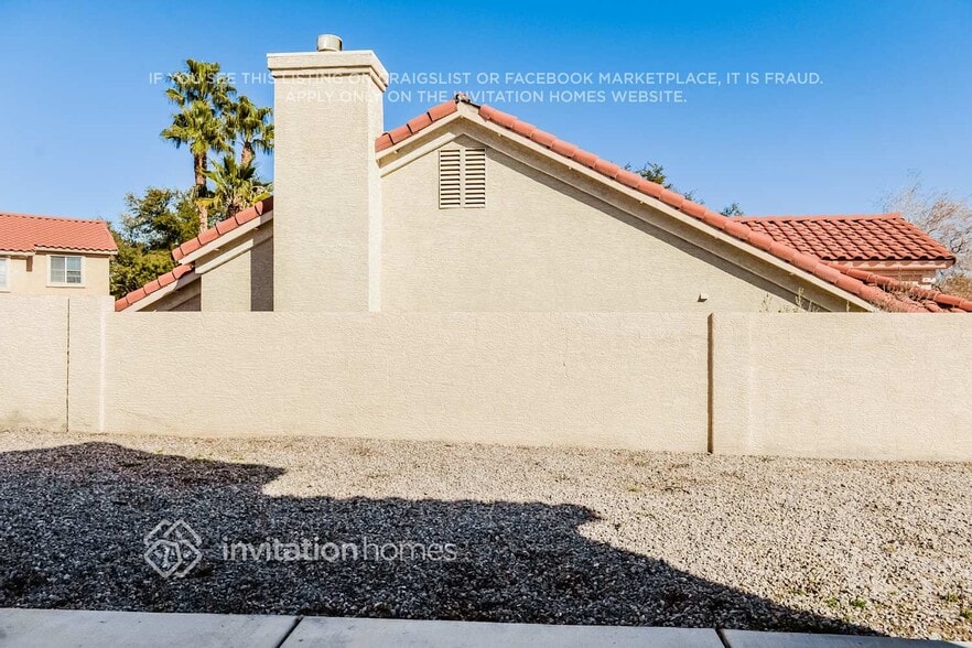 Building Photo - 8704 Cypresswood Ave