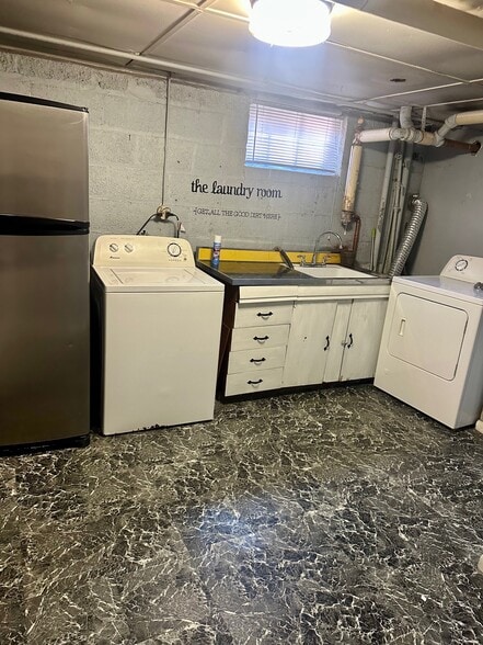 Building Photo - 468 Greenmount Ave