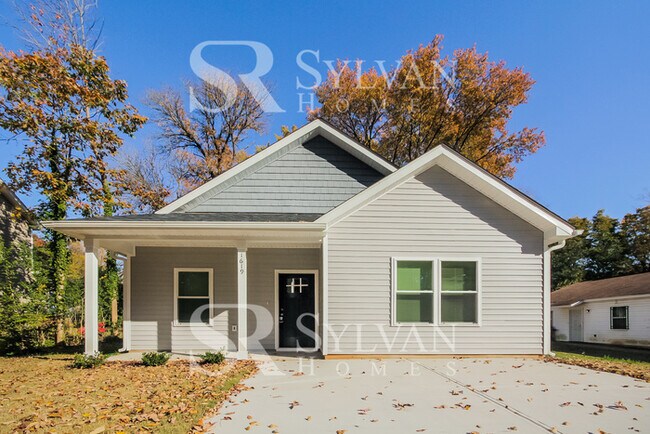 Building Photo - Welcome to your sanctuary at 1619 Dodge Av...