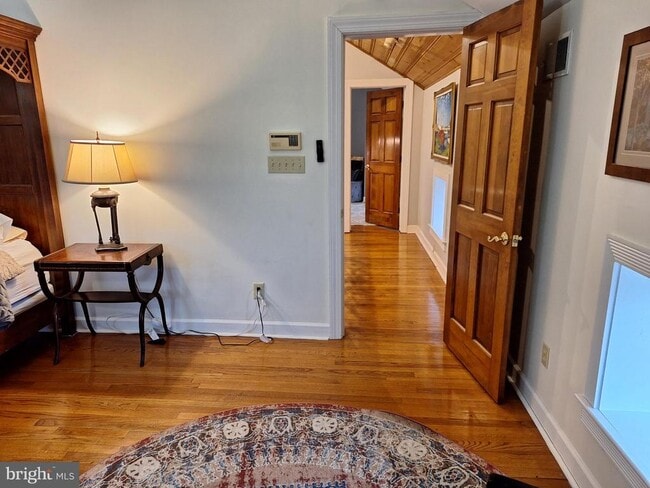 Building Photo - 2254 Winchester Rd