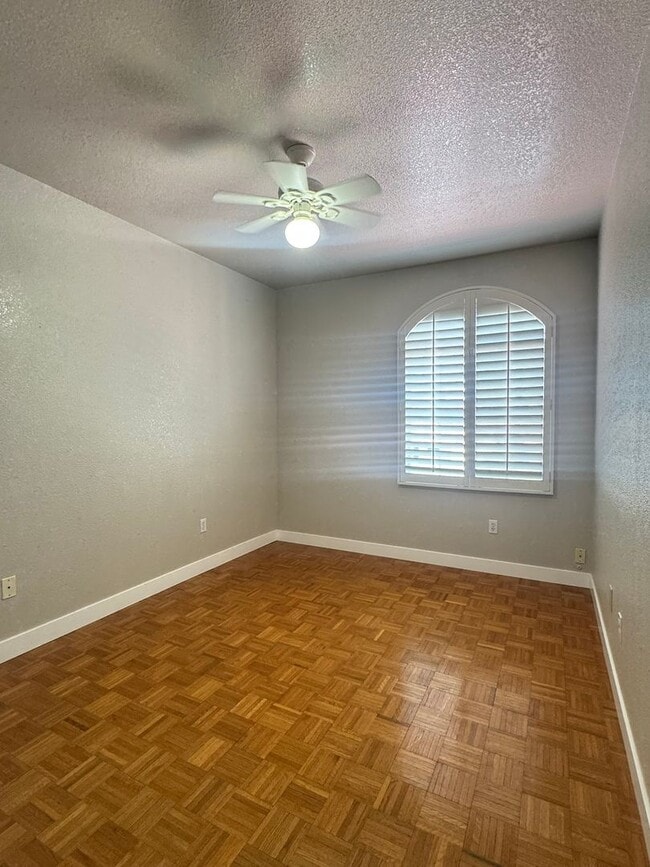 Building Photo - 4481 Tomer Ln