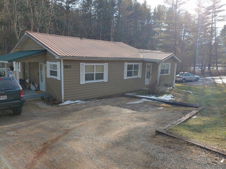 Building Photo - 41 Hooper St