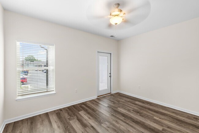 Interior Photo - East Meadows Apartment Homes