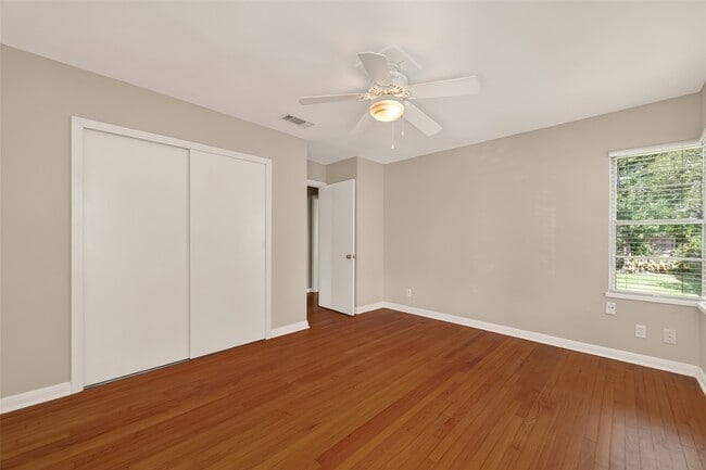 Building Photo - 3314 Westridge St