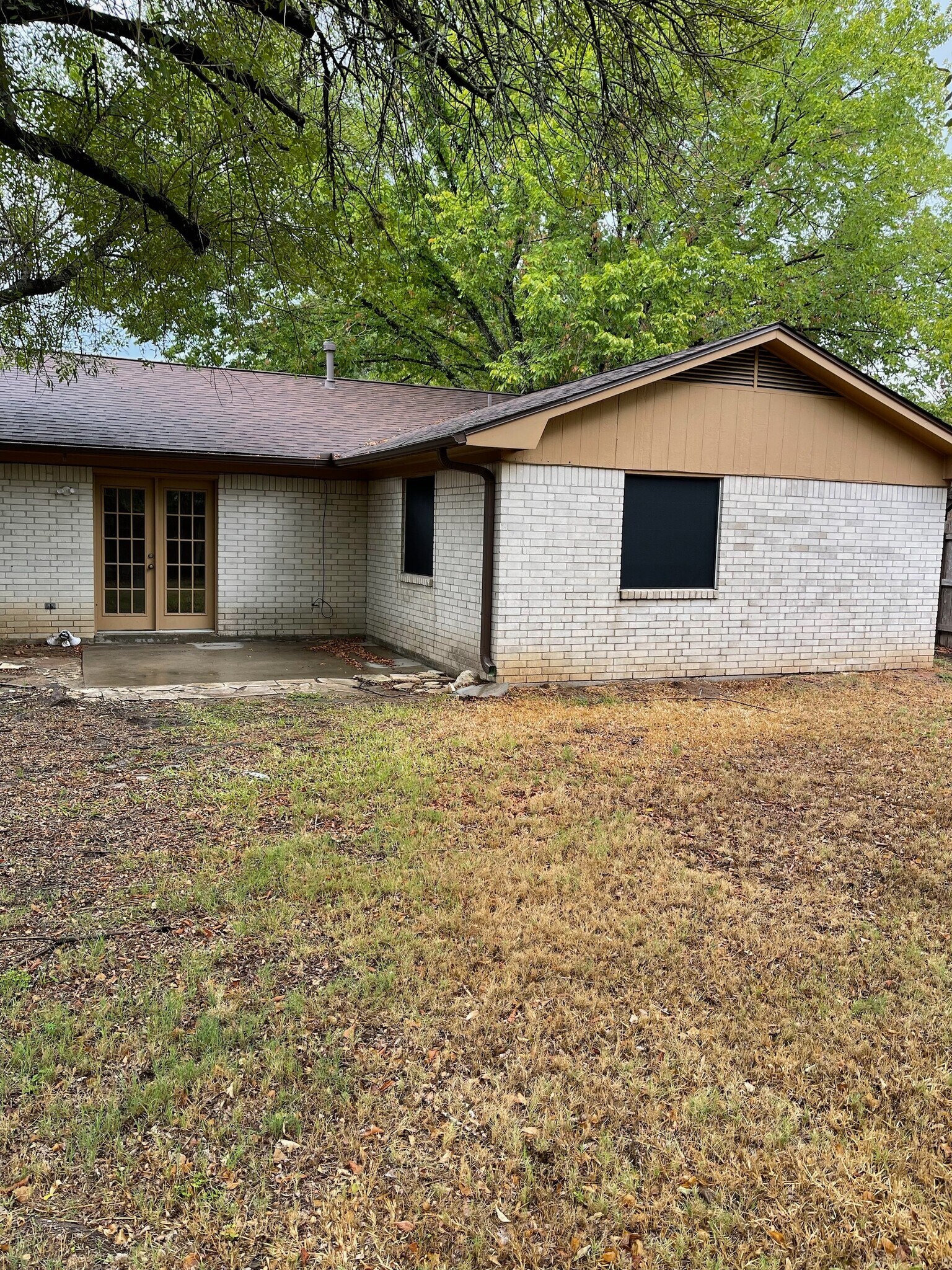 Back of house - 3008 Longleaf Dr