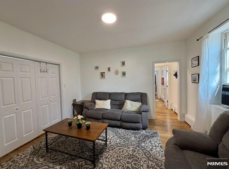 Building Photo - 616 Frank E Rodgers Blvd N