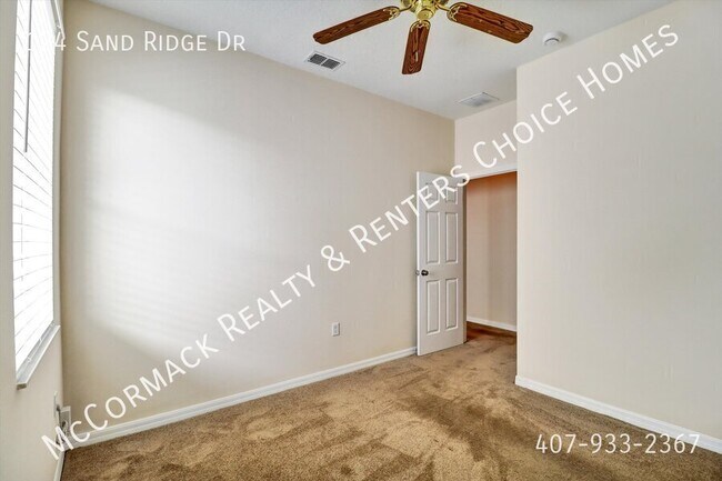 Building Photo - 124 Sand Ridge Dr