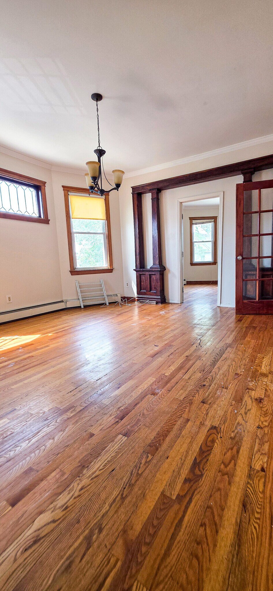 Building Photo - 97 Elm St