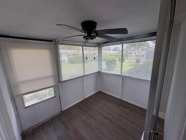 Building Photo - 2930 Crosley Dr E