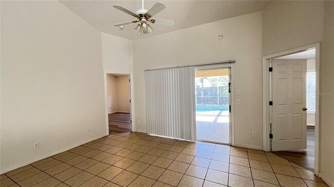 Building Photo - 1140 Cedarwood Way