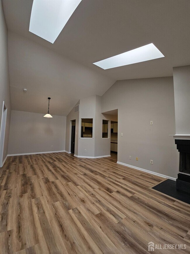 Building Photo - 2809 Ridgefield Ct