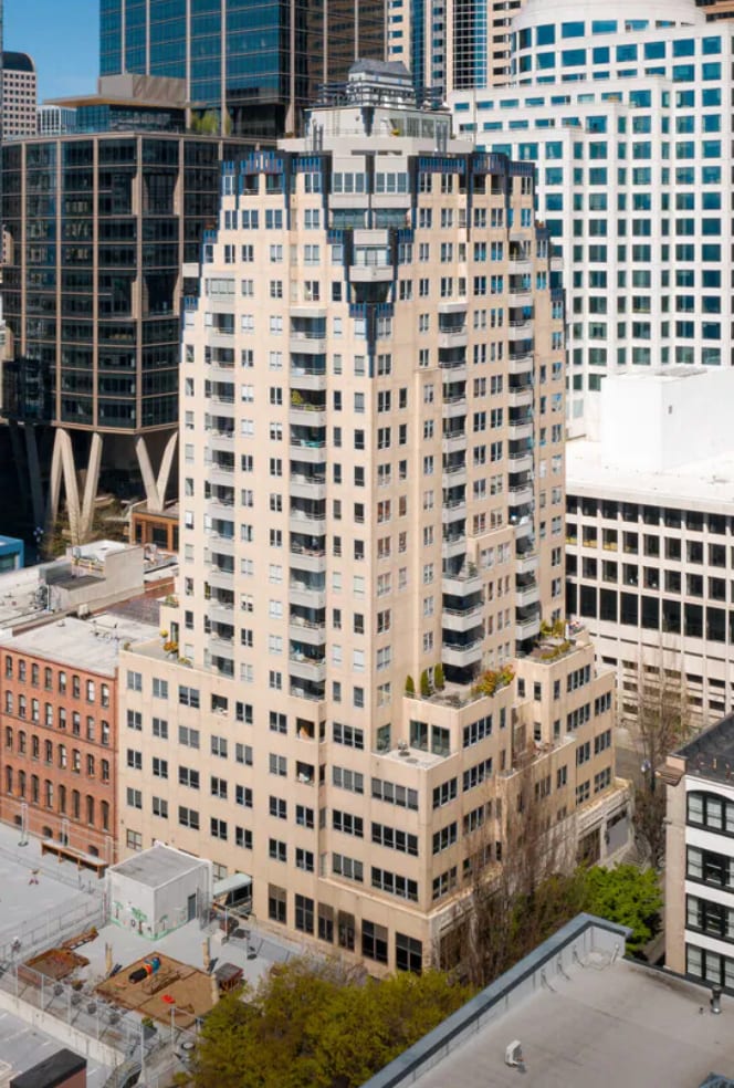 Building Photo - 1107 1st Ave
