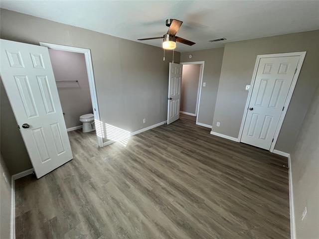 Building Photo - 10222 Oak Gate Ln