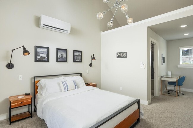 Building Photo - Fully furnished 1 bedroom!