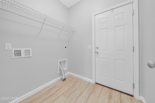 Building Photo - 125 Fernwood St