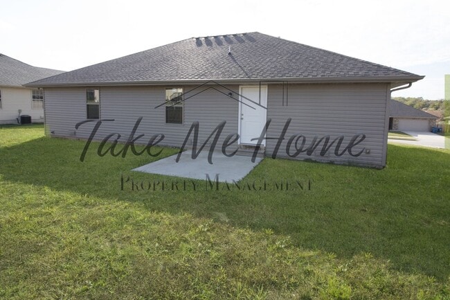 Building Photo - 3 Bedroom in Nixa!