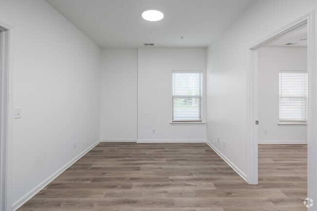 2BR, 2BA - 1,136SF - Living Room - College Place