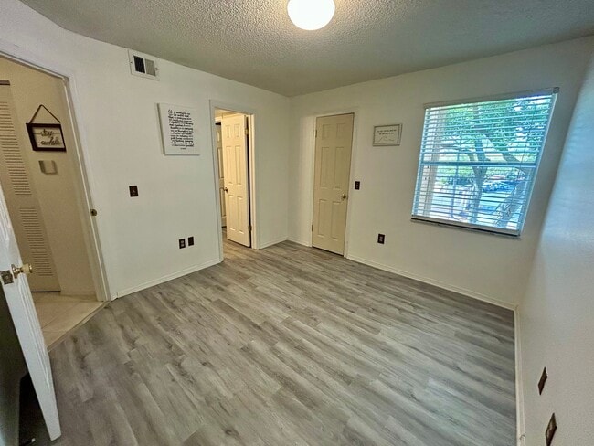 Building Photo - 2400 Feather Sound Dr