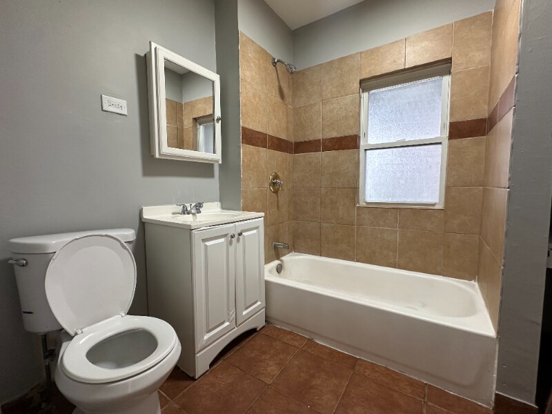 Building Photo - 846-856 N Mayfield Ave