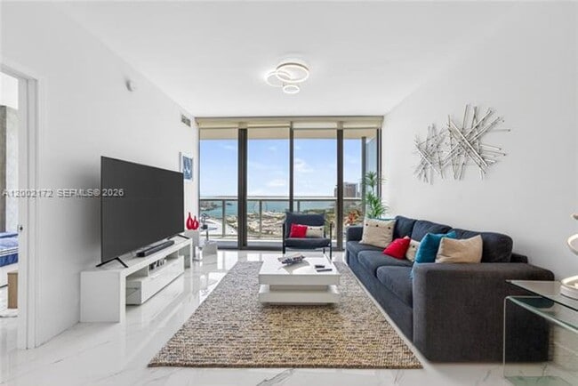 Building Photo - 888 Biscayne Blvd